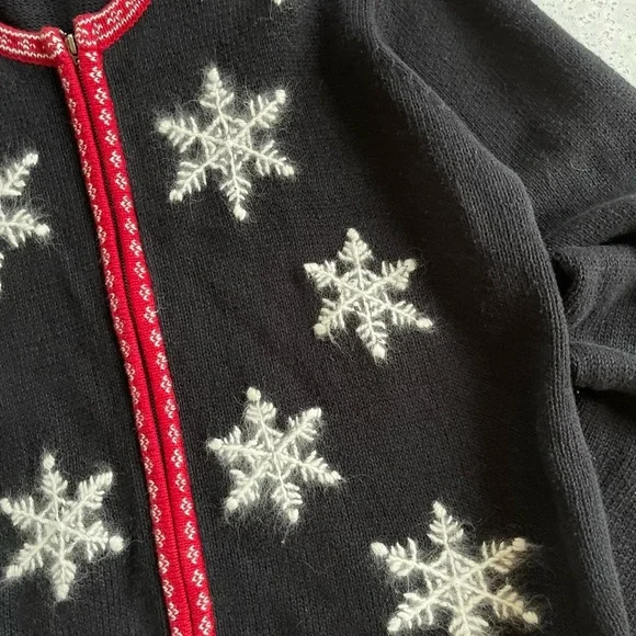 Paul Harris Design Black Knit Red Trim Knit Cardigan  Embroidered Snowflakes M - Picture 4 of 7